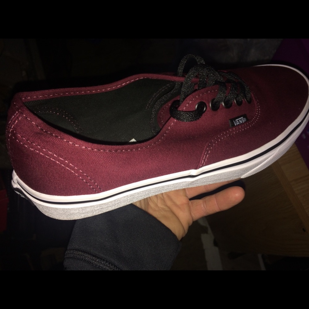 Maroon black and white vans new/worn 1 hour
